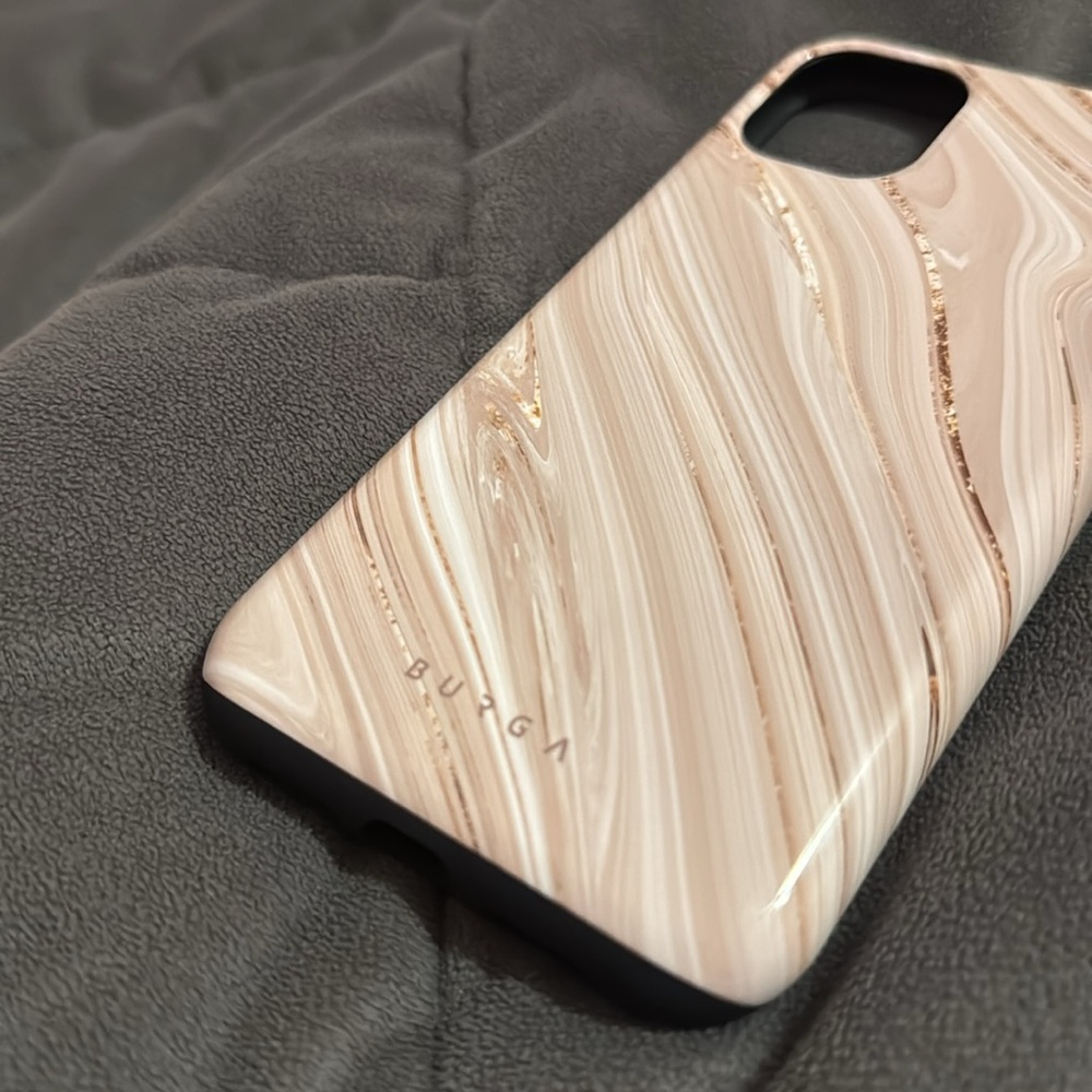 iPhone 11 Burga phone case - Picture 3 of 5
